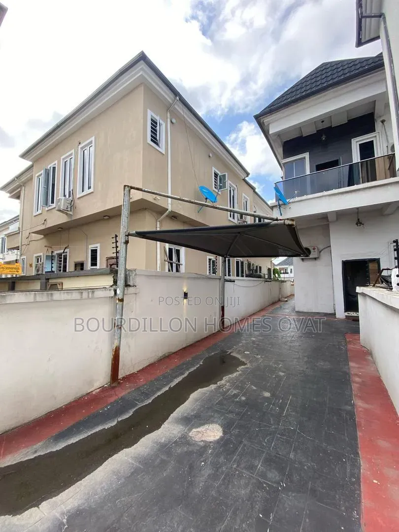 4bdrm Duplex in Chevron Lekki Lagos for rent in Chevron