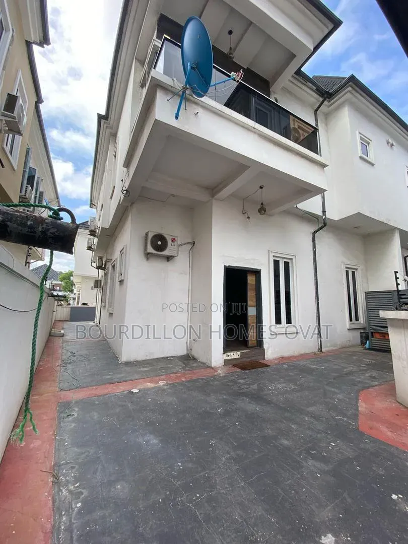 4bdrm Duplex in Chevron Lekki Lagos for rent in Chevron