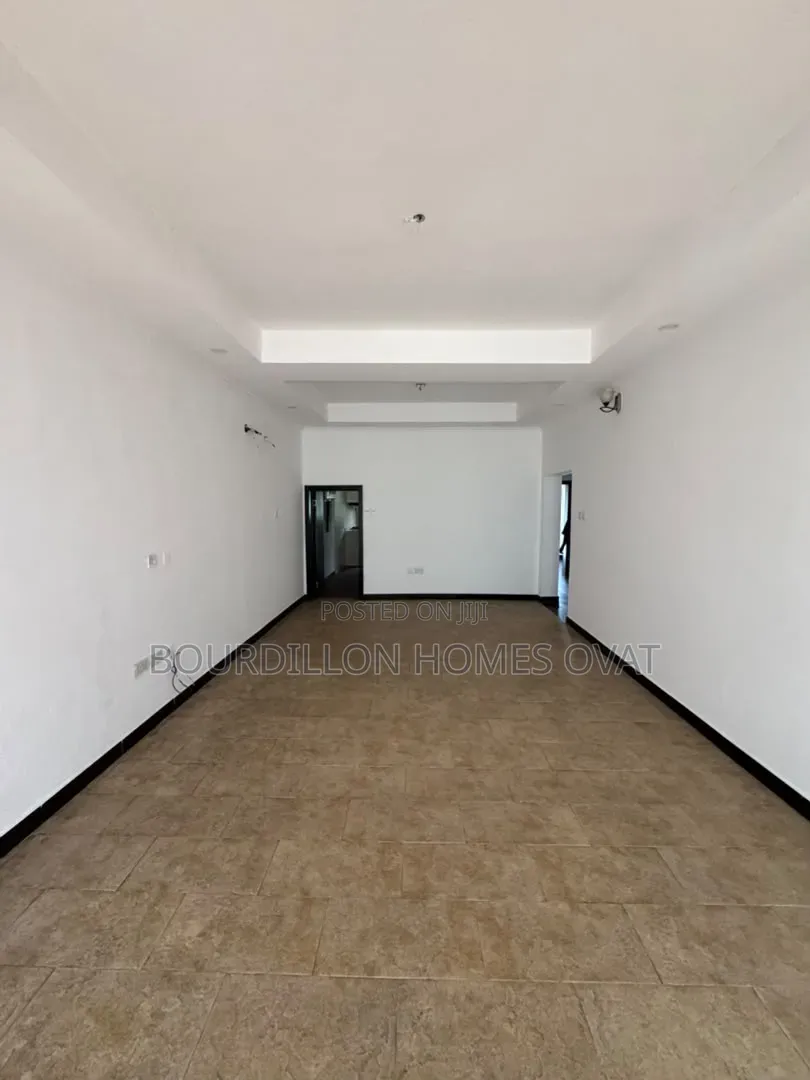 4bdrm Duplex in Lekki Phase 1 Lagos for rent in Lekki Phase 1