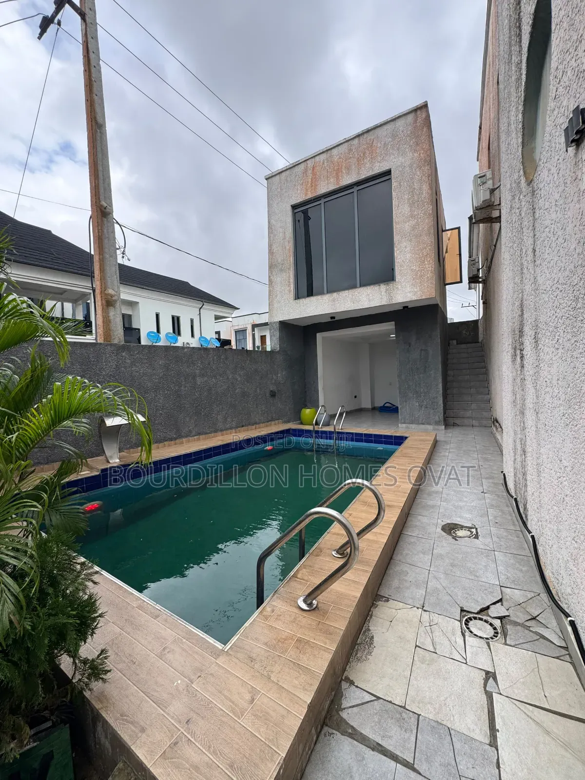 4bdrm Duplex in Orchid Lekki Lagos for rent in Lekki Expressway