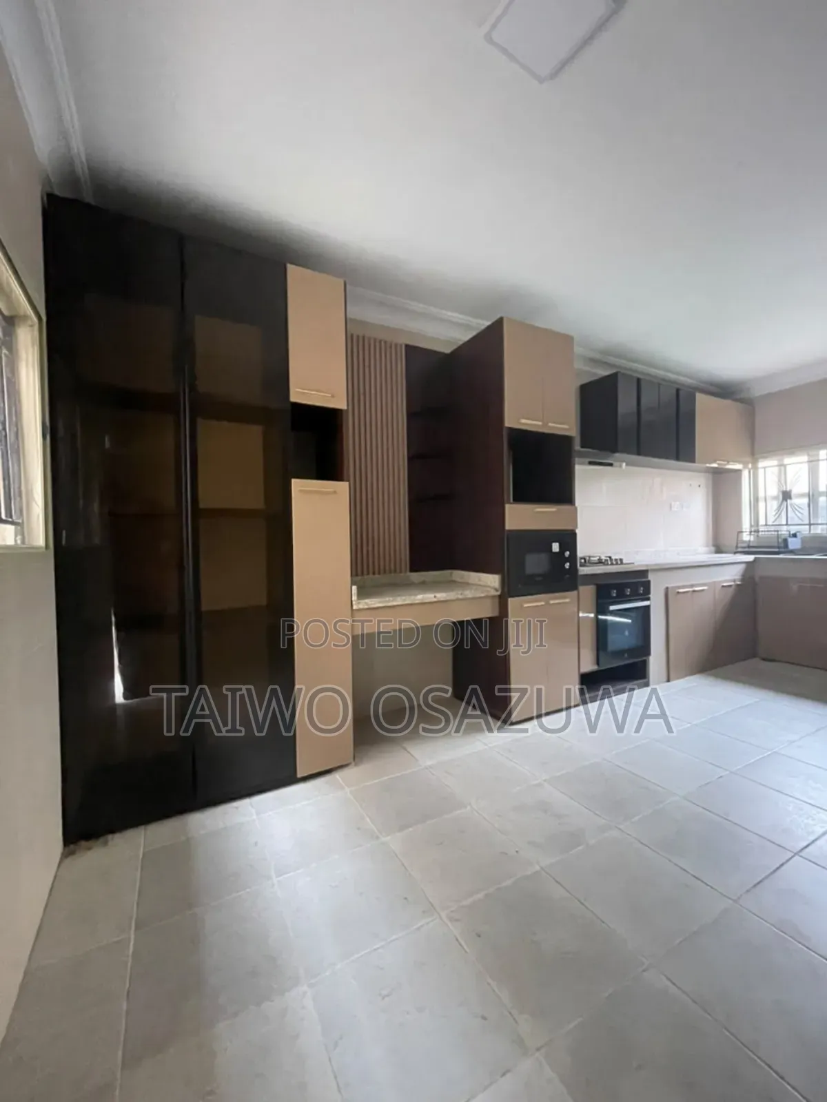 3bdrm Apartment in Chief Ifeanyi, Lekki Phase 1 for rent in Lekki Phase 1