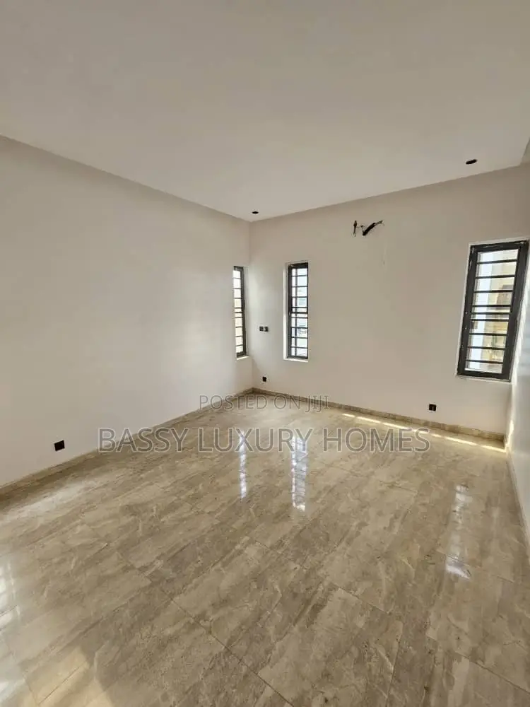 4bdrm Duplex in Abraham Adesanya for sale in Abraham Adesanya