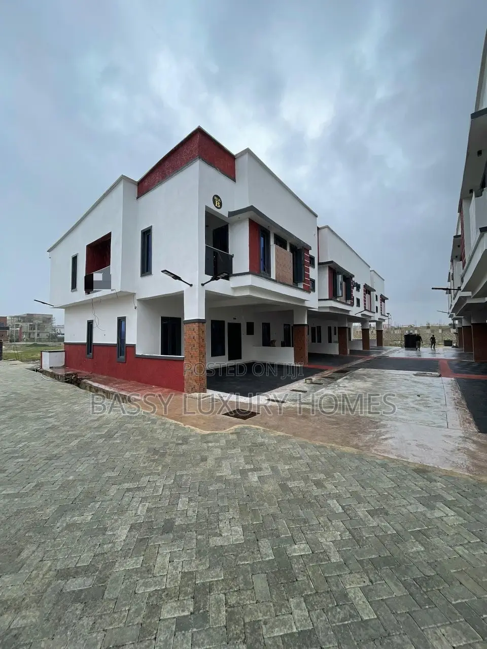 Furnished 4bdrm Duplex in Lekki for sale in Lekki