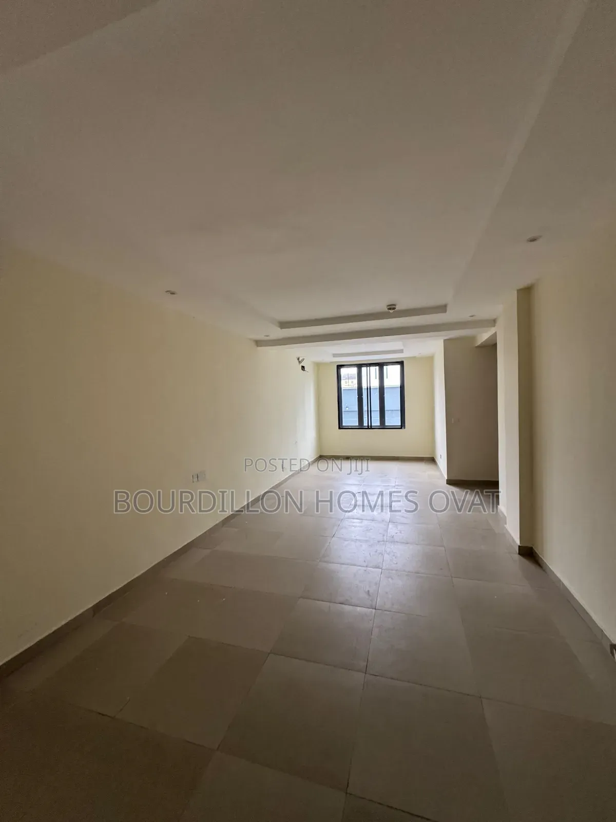 2bdrm Apartment in Lekki Phase 1 Lagos for rent in Lekki Phase 1
