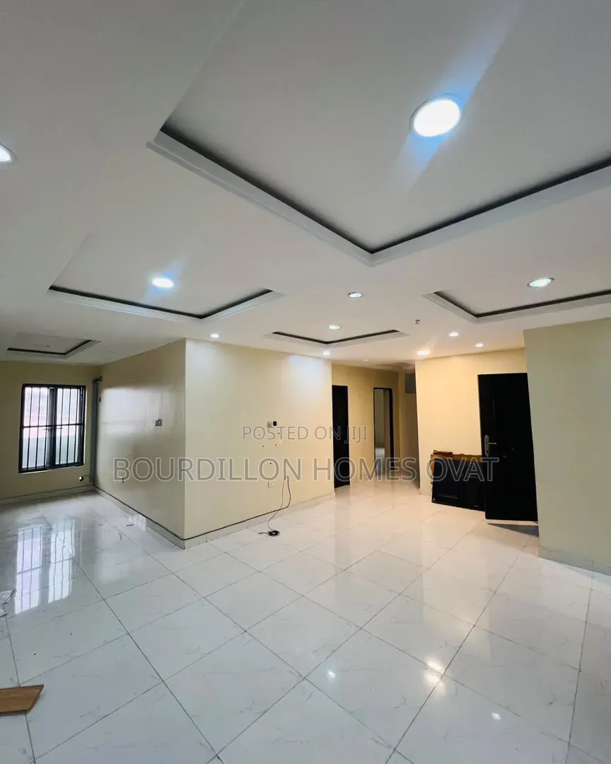 3bdrm Apartment in Ikate Lekki Lagos for rent in Ikate