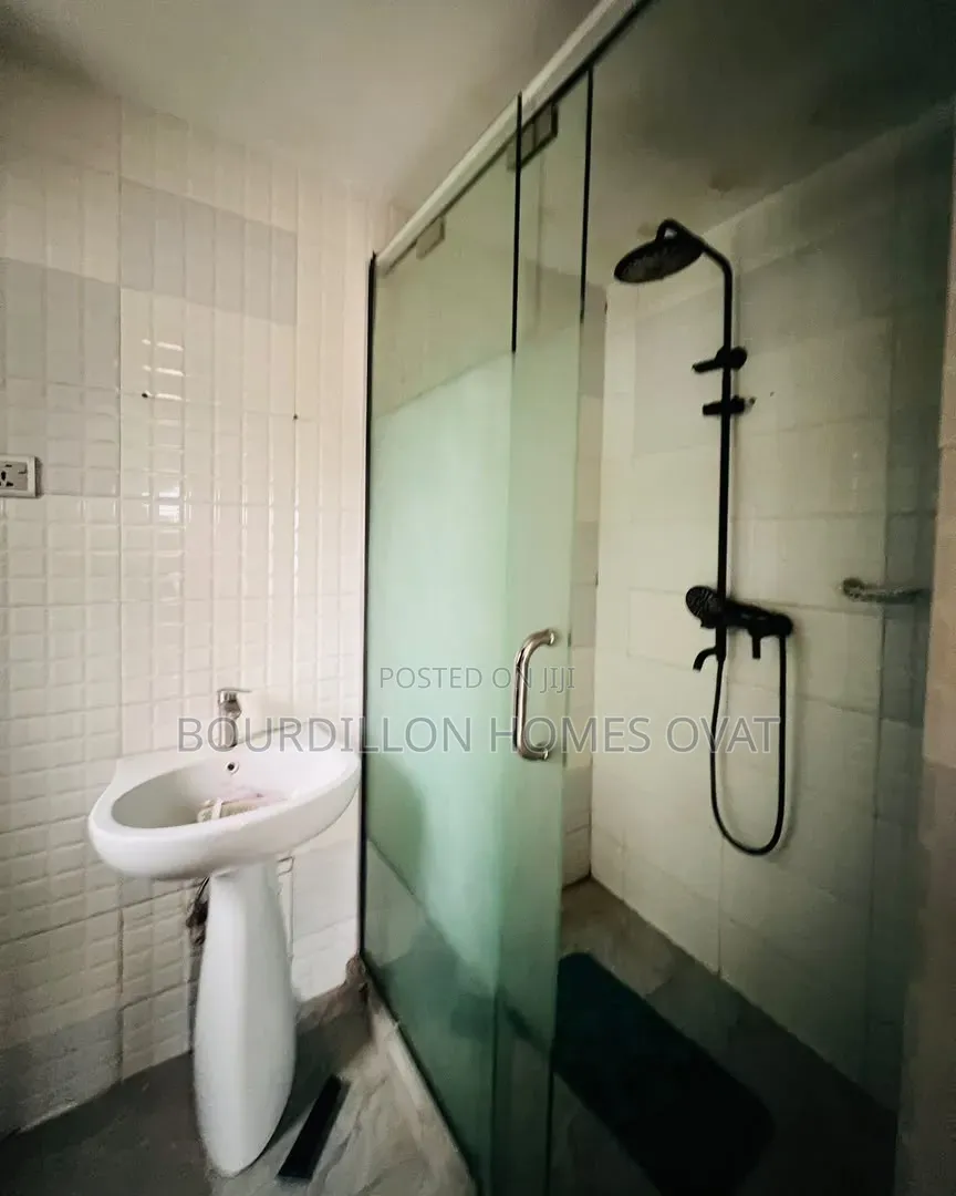 3bdrm Apartment in Ikate Lekki Lagos for rent in Ikate