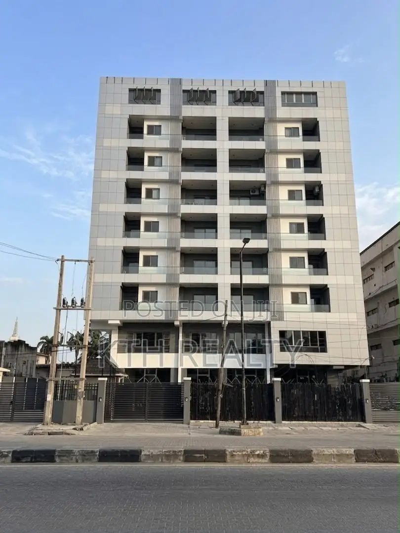 2bdrm Apartment in Ahmadu Bello Way for rent in Ahmadu Bello Way