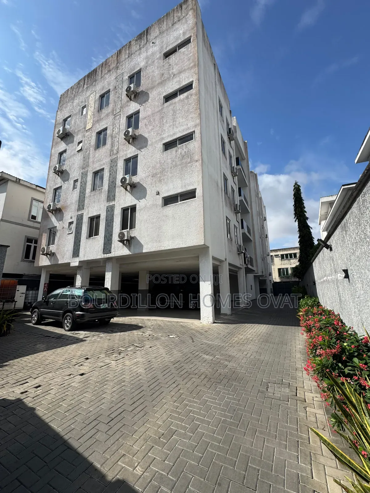 3bdrm Apartment in Ikoyi Lekki Lagos for rent in Ikoyi S.W