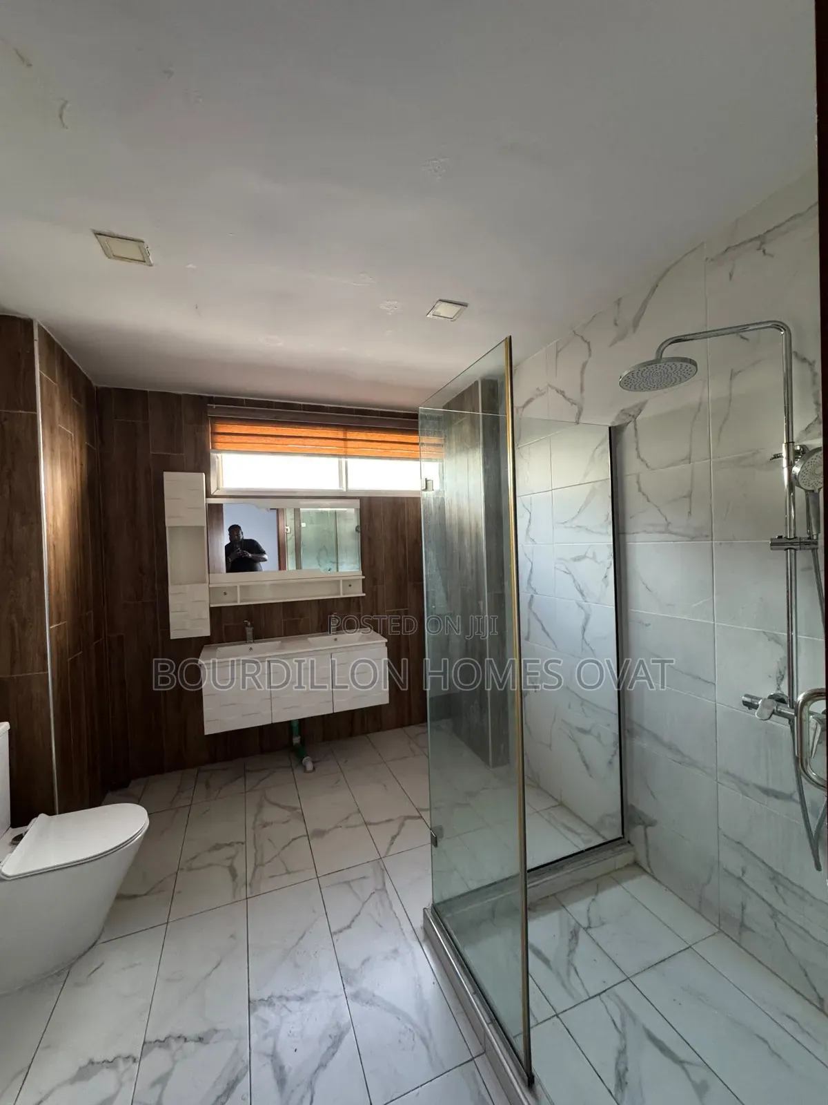 3bdrm Apartment in Ikoyi Lekki Lagos for rent in Ikoyi S.W