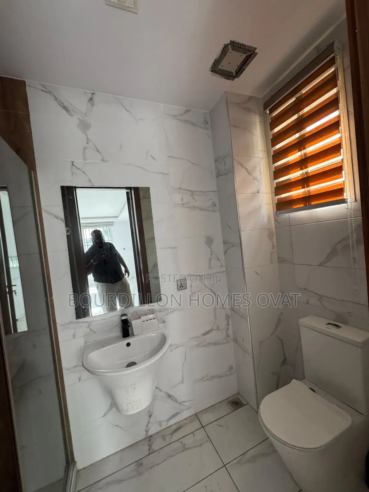 3bdrm Apartment in Ikoyi Lekki Lagos for rent in Ikoyi S.W