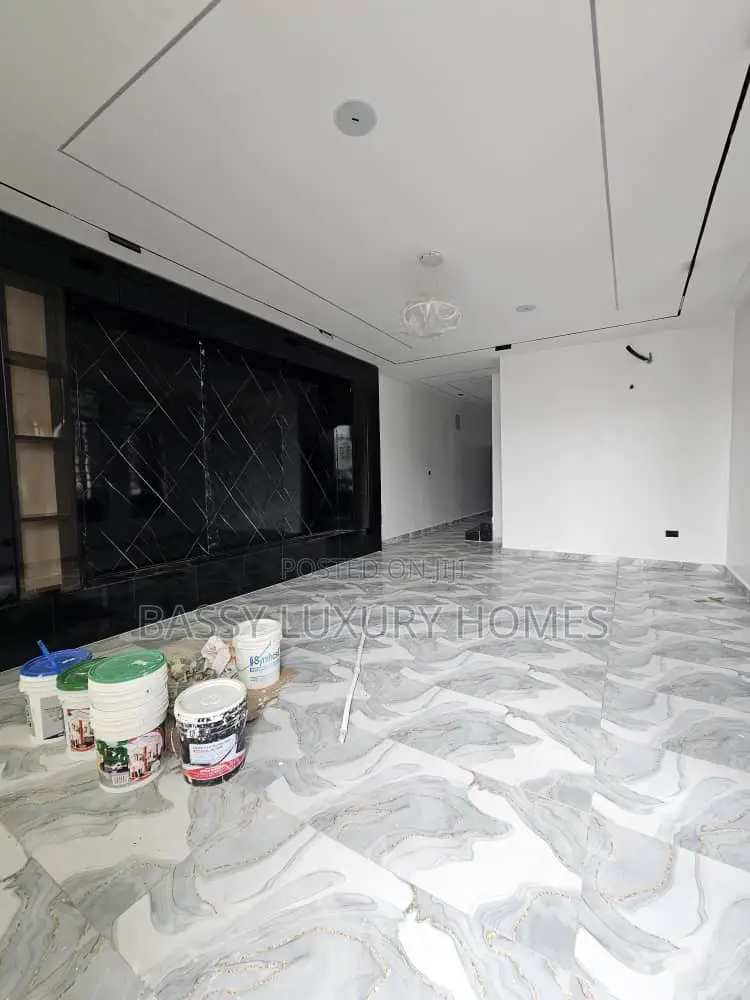 4bdrm Duplex in Lekki for sale in Lekki