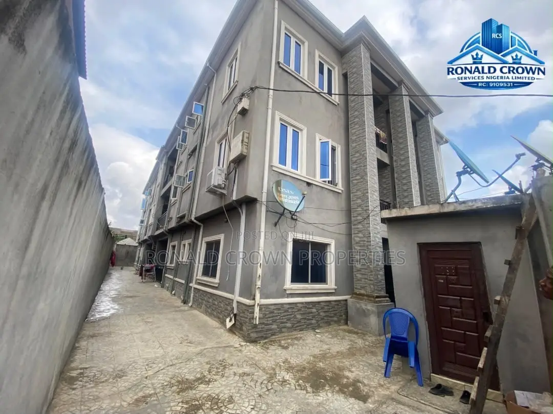 2bdrm Block of Flats in Bucknor for sale in Bucknor