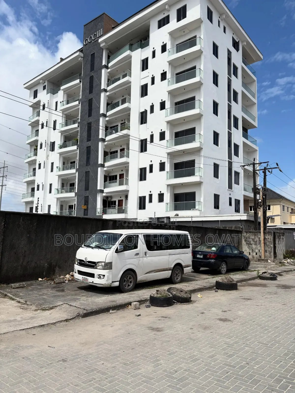 3bdrm Apartment in Lekki Phase 1 Lagos for rent in Lekki Phase 1