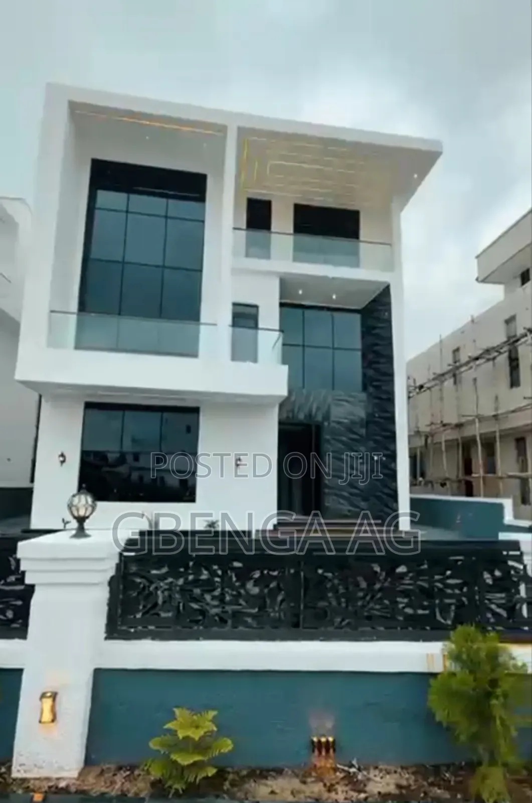 Furnished 5bdrm Duplex in Megamount Estate,, Ikota for sale in Ikota