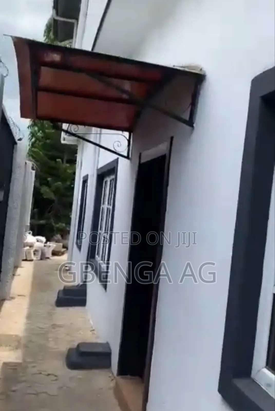 5bdrm Duplex in Makogi Magboro Off, Obafemi-Owode for sale in Obafemi-Owode
