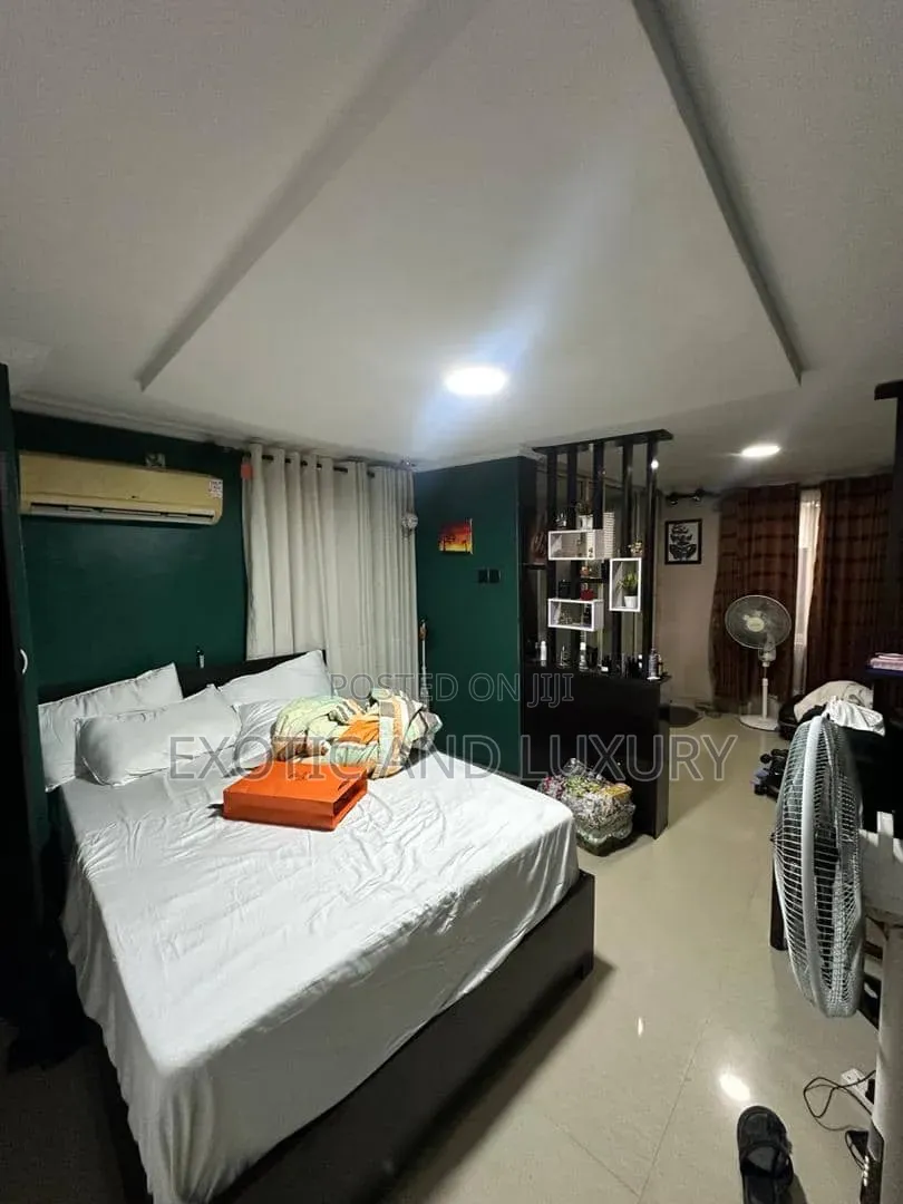 2bdrm Block of Flats in Alagomeji, Sabo / Yaba for rent in Sabo / Yaba