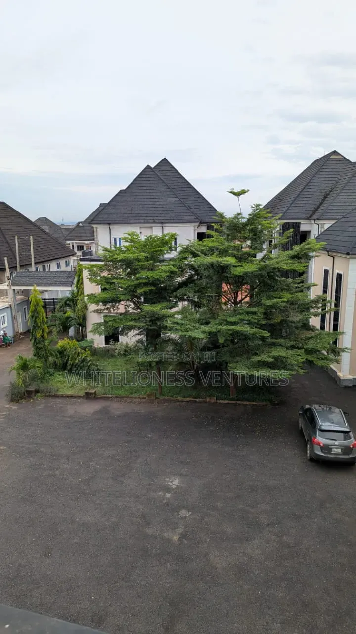 3bdrm Townhouse/Terrace in Asaba, Oshimili South for sale in Oshimili South