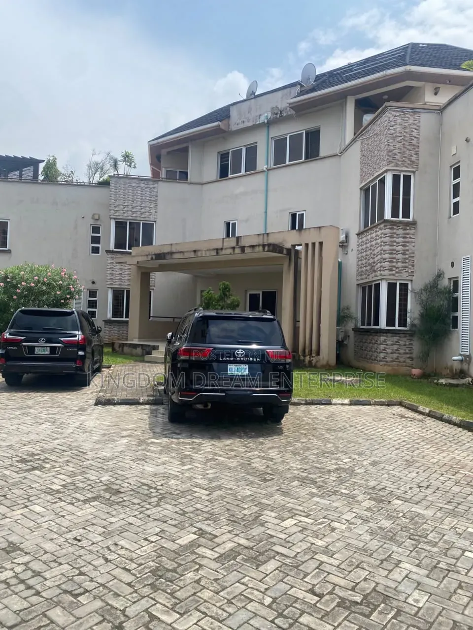 3bdrm Apartment in Pinnock Beach Estate for rent in Osapa london