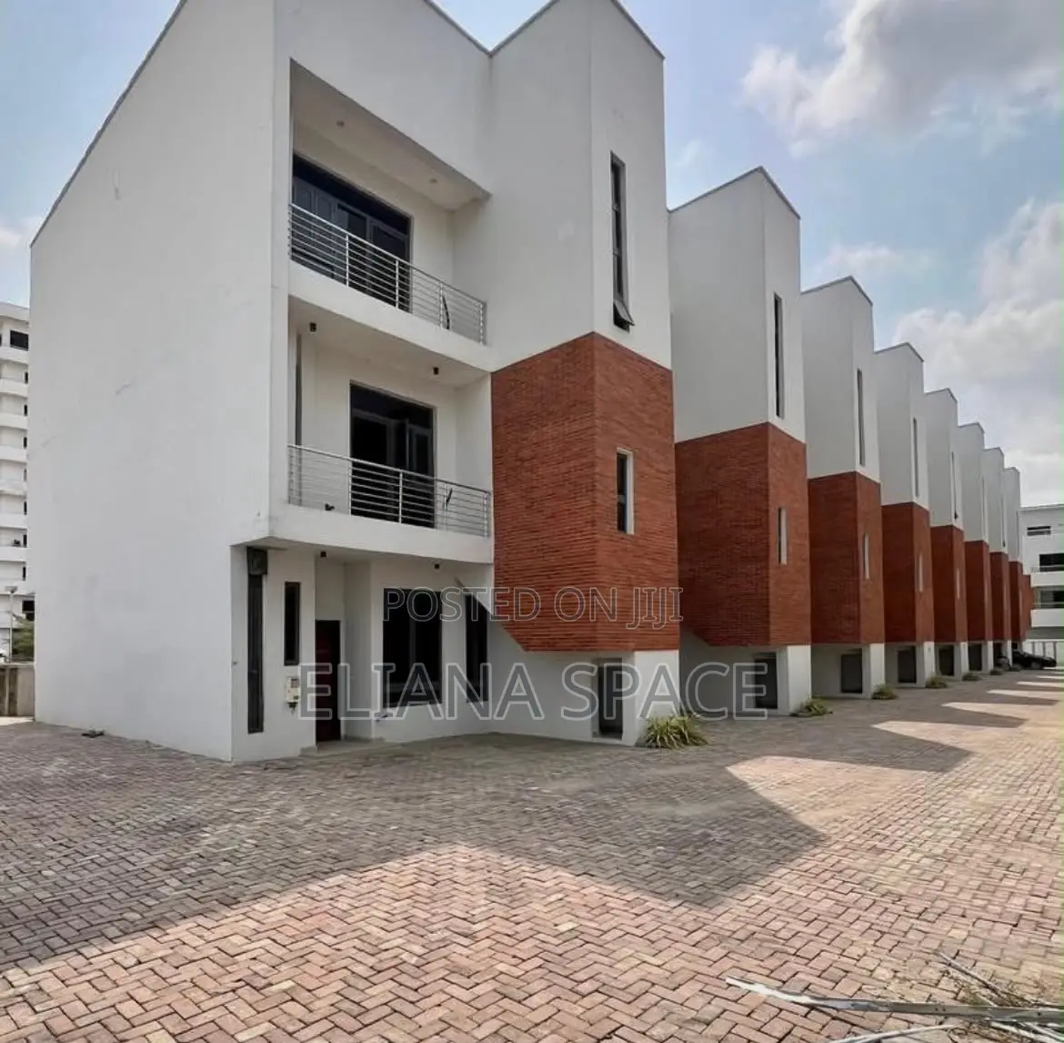 4bdrm Townhouse/Terrace in Lekki Phase 1 for sale in Lekki Phase 1