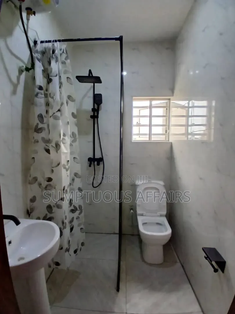 3bdrm Townhouse / Terrace in Lekki Scheme 2, Abraham Adesanya Estate in Abraham Adesanya Estate