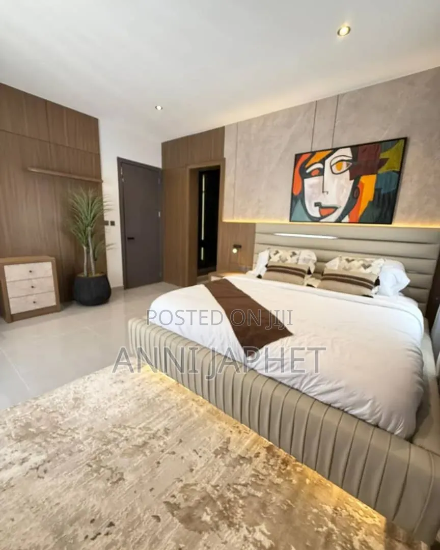 Furnished 3bdrm Apartment in Lekki Phase 1 for sale in Lekki Phase 1