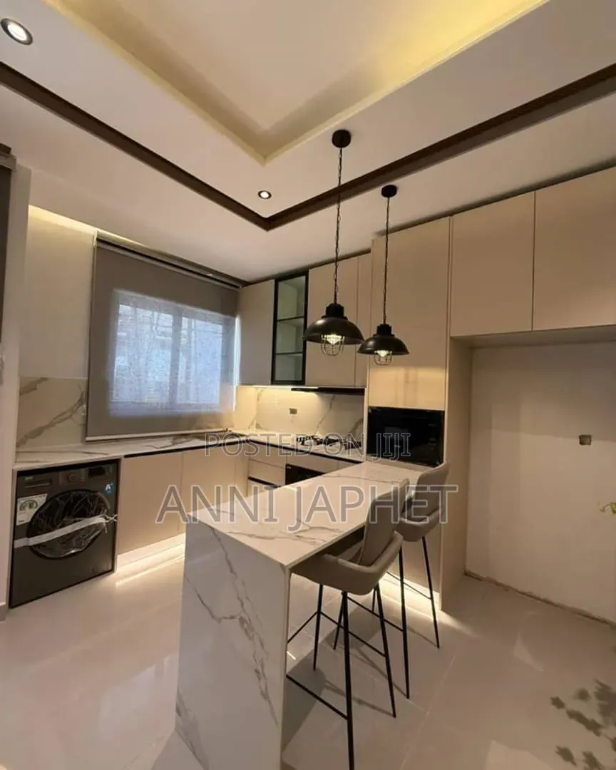 Furnished 3bdrm Apartment in Lekki Phase 1 for sale in Lekki Phase 1