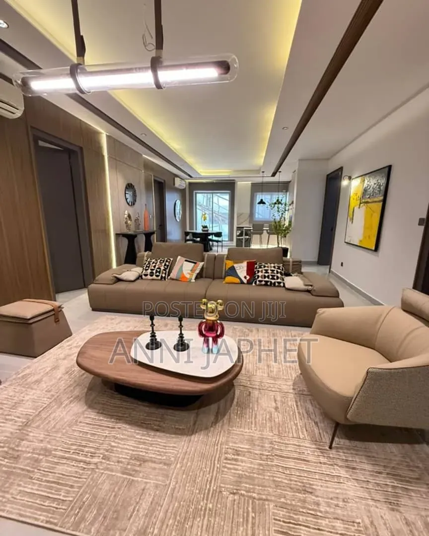 Furnished 3bdrm Apartment in Lekki Phase 1 for sale in Lekki Phase 1