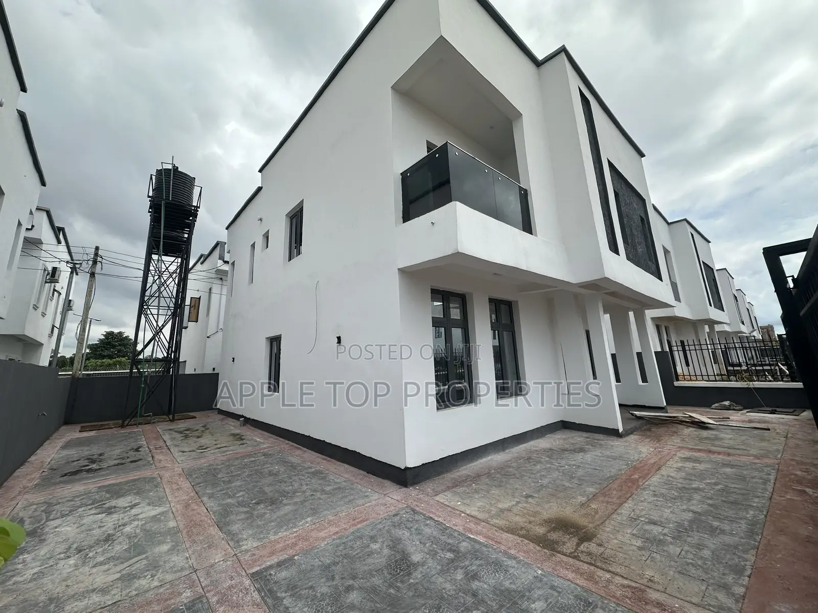 4bdrm Duplex in Jedidiah Estate, Enugu for sale in Enugu