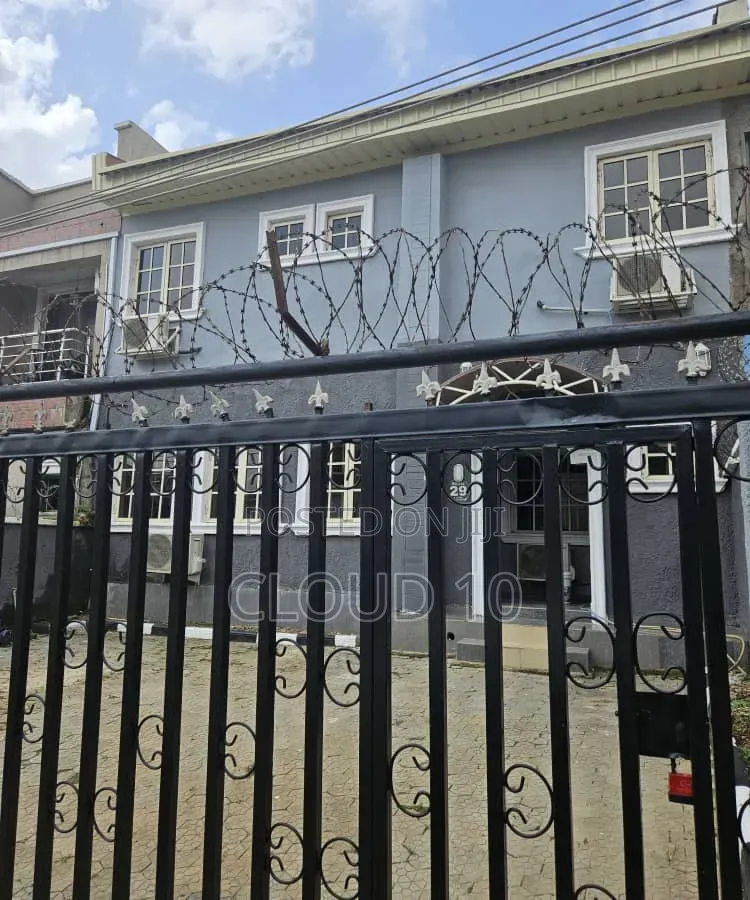 4bdrm Duplex in Kado for rent in Kado