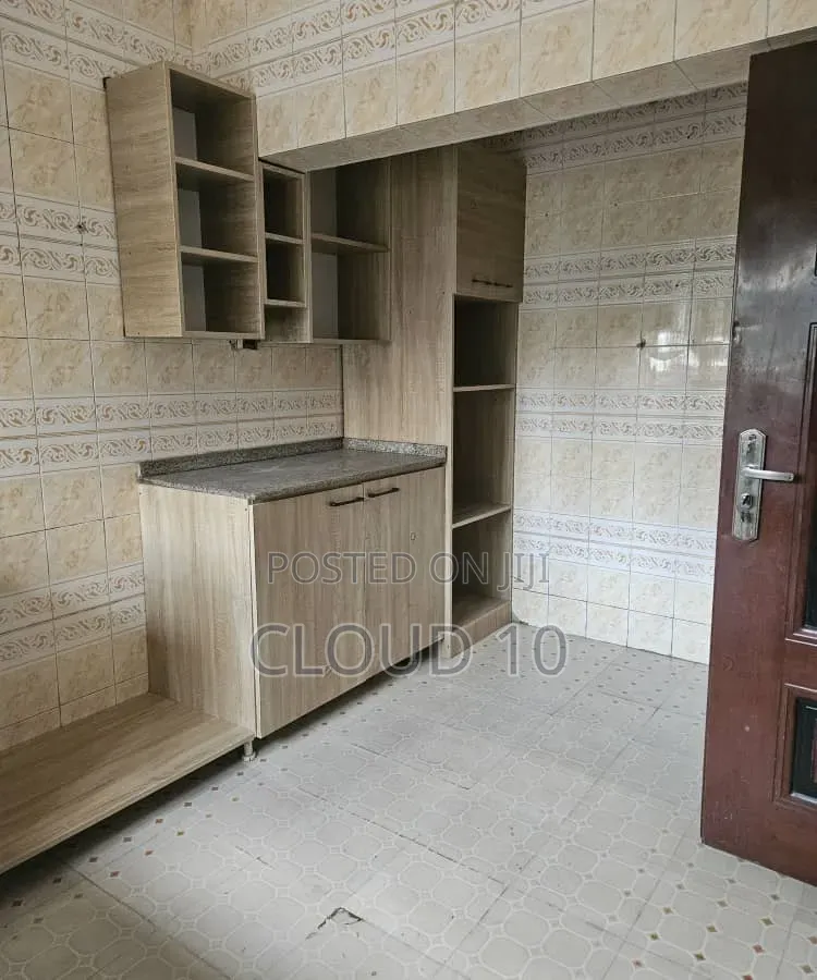 4bdrm Duplex in Kado for rent in Kado