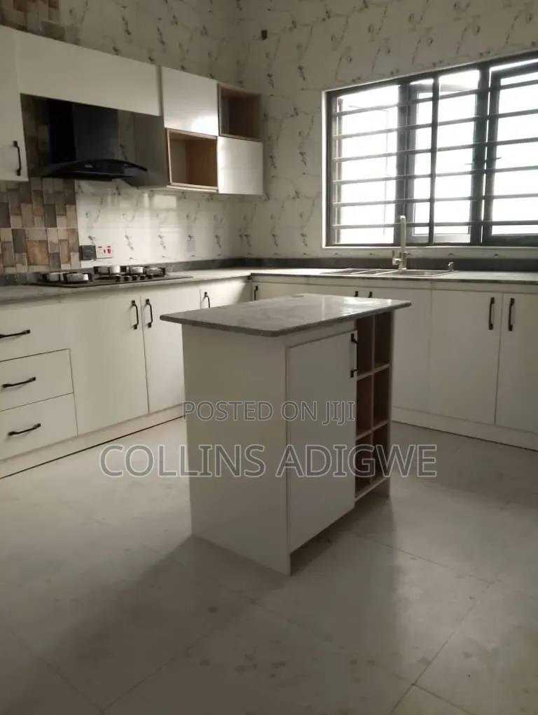 4bdrm Duplex in With Pool Behind for sale in Sangotedo