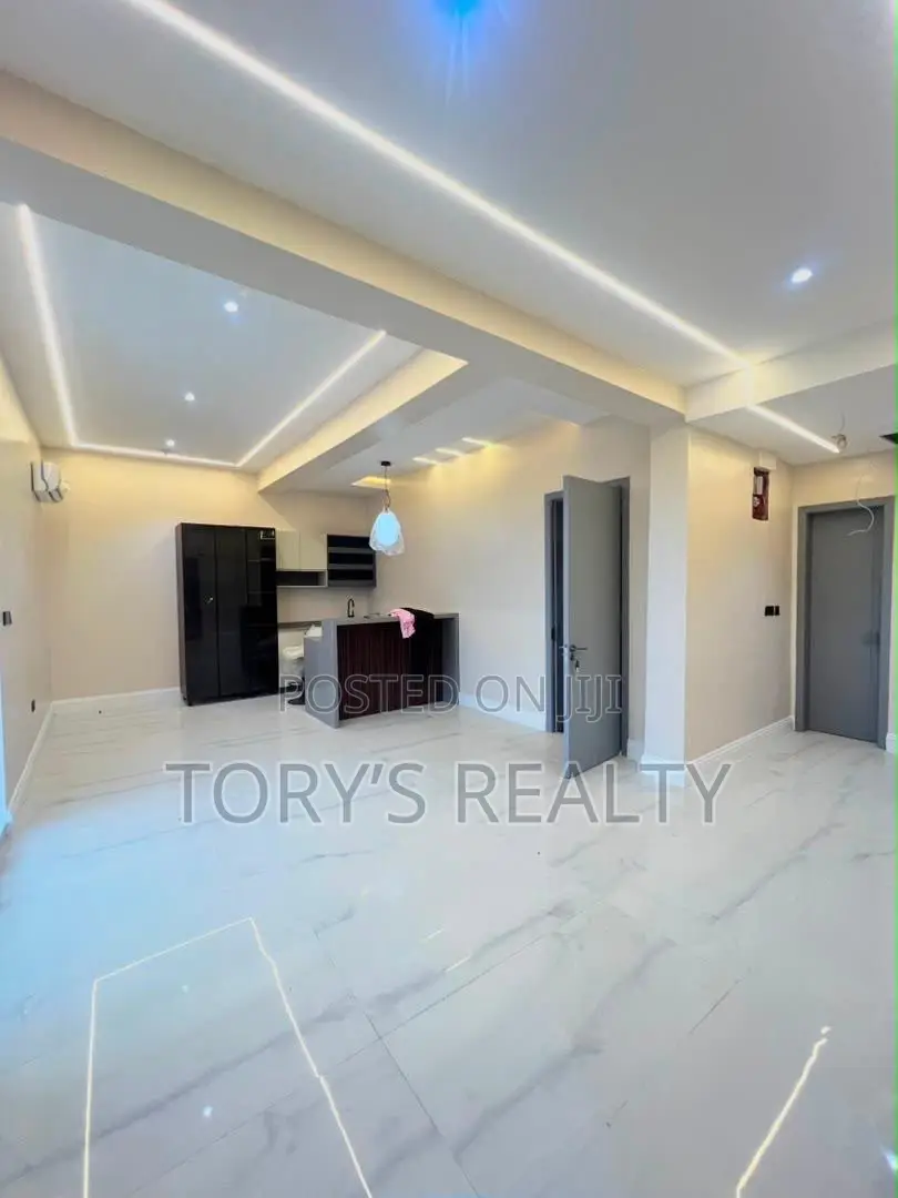 5bdrm Duplex in Banana Island for sale in Banana Island
