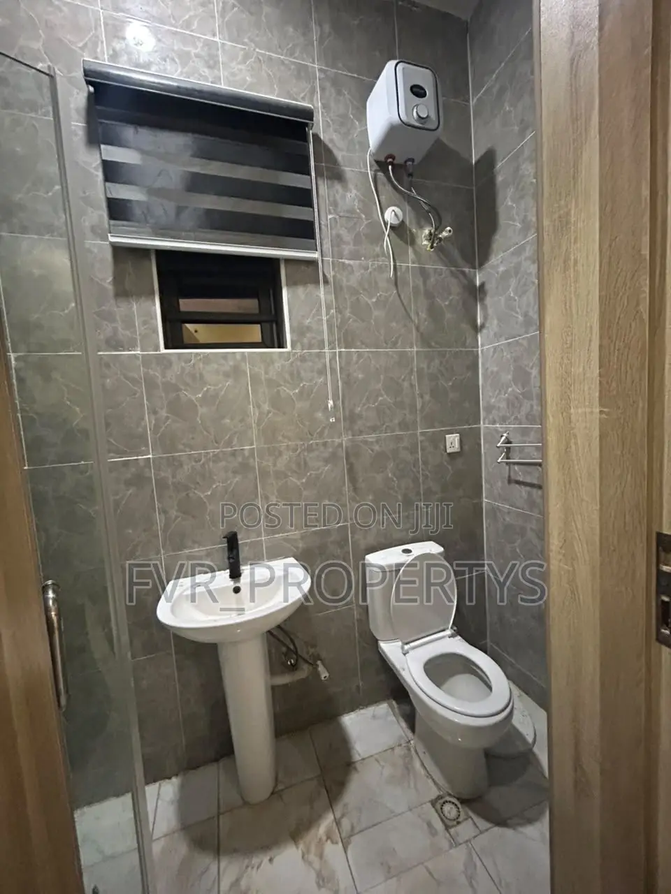 1bdrm Shared Apartment in Villa, Ikota for rent in Ikota