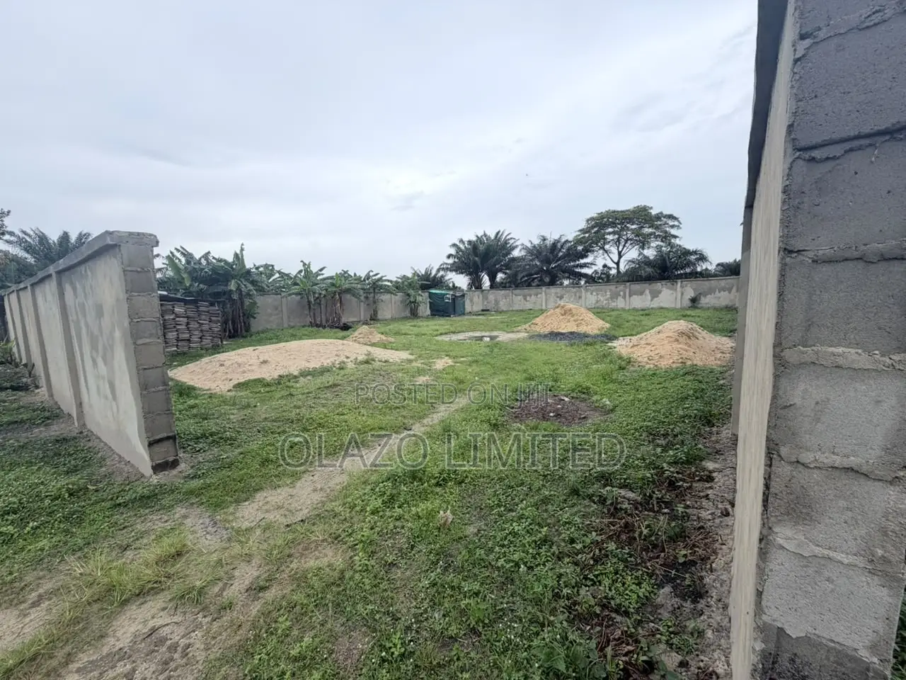 Premium 400sqm / 885sqm Dry Land in Abijo GRA – Fenced, Clean C of O in Abijo