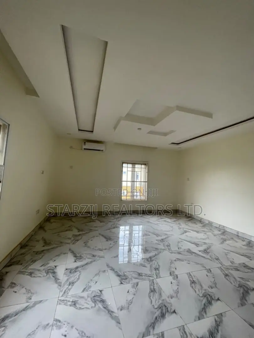 4bdrm Duplex in Kaura for sale in Kaura