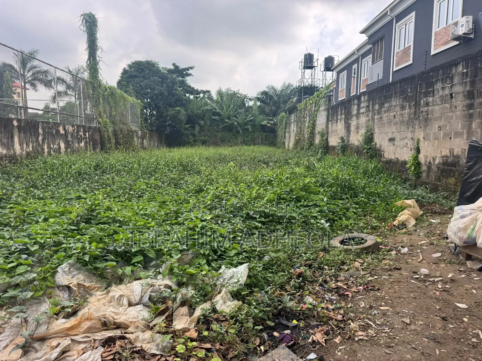 Land Measuring 700sqm in a Lovely Location Within the Gra. in Ogudu GRA
