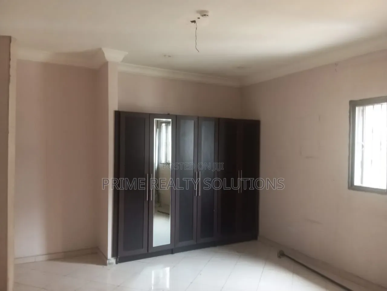 3bdrm Townhouse / Terrace in ๐๐ก๐๐ฏ๐ซ๐จ๐ง ๐๐ซ๐ข๐ฏ๐, Chevron for rent in Chevron