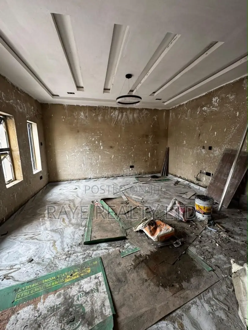 4bdrm Duplex in Gbagada for sale in Gbagada
