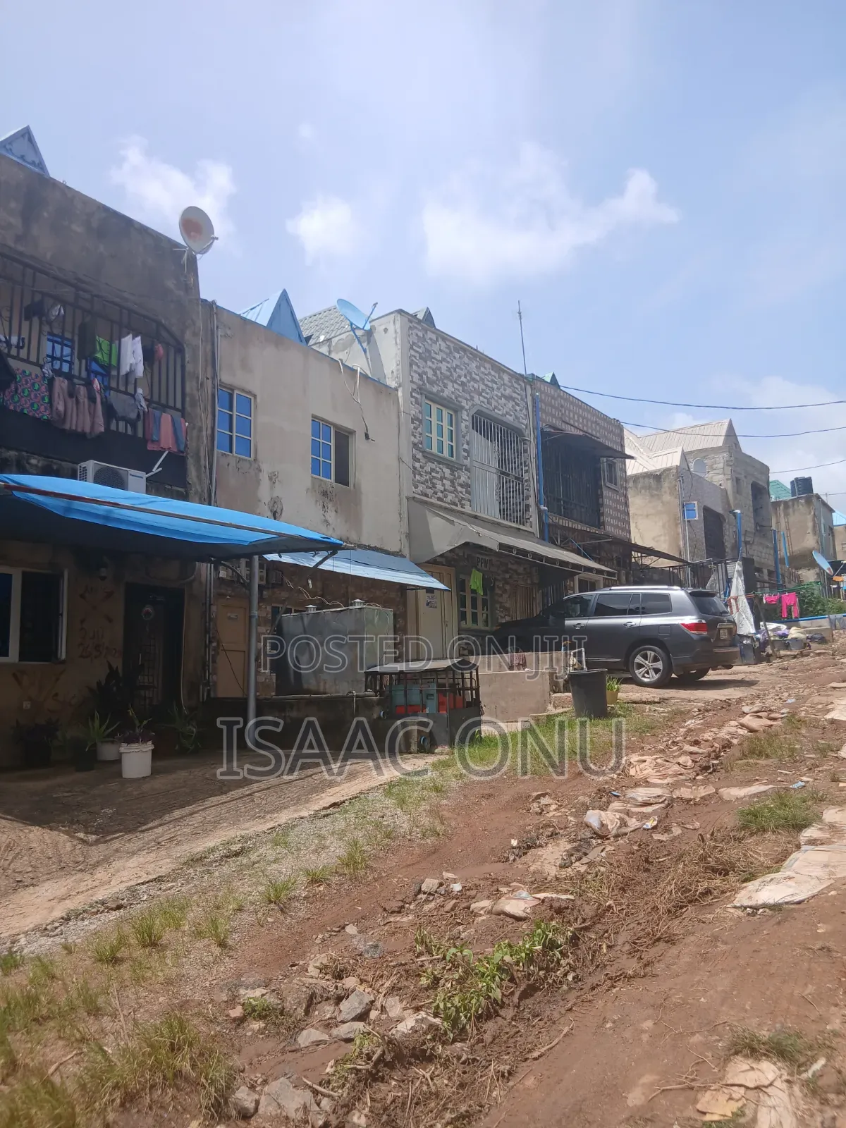 3bdrm Duplex in Apo Mechanic Estate for sale in Apo Resettlement