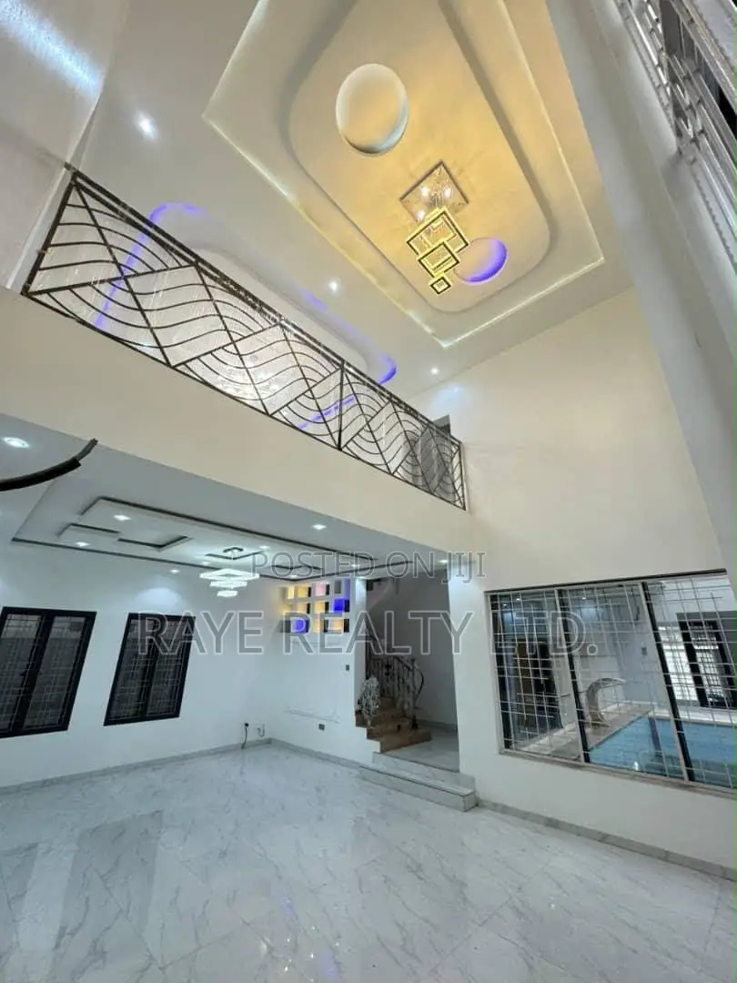 5bdrm House in Omole Phase 1 for sale in Omole Phase 1