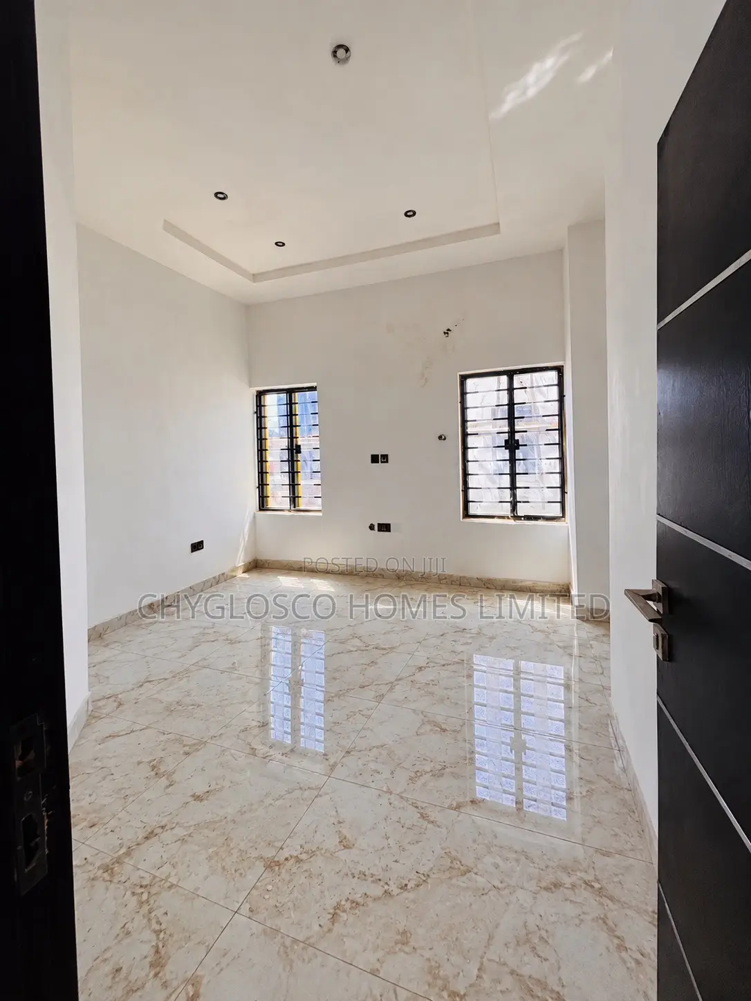 4bdrm Duplex in Apple Garden City,, New Layout for sale in New Layout