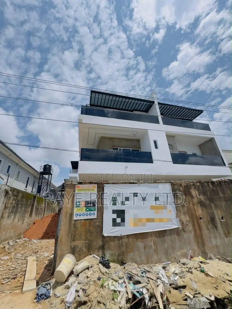 4bdrm Duplex in Gbagada for sale in Gbagada