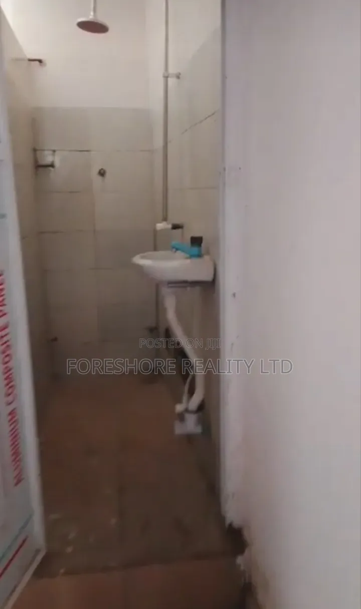 2bdrm Apartment in Off Ogudu Road for rent in Ogudu Road