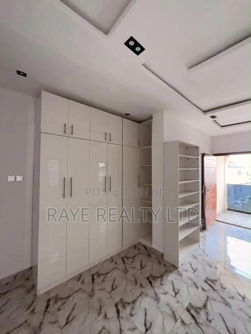 4bdrm Duplex in Abule Egba for sale in Abule Egba