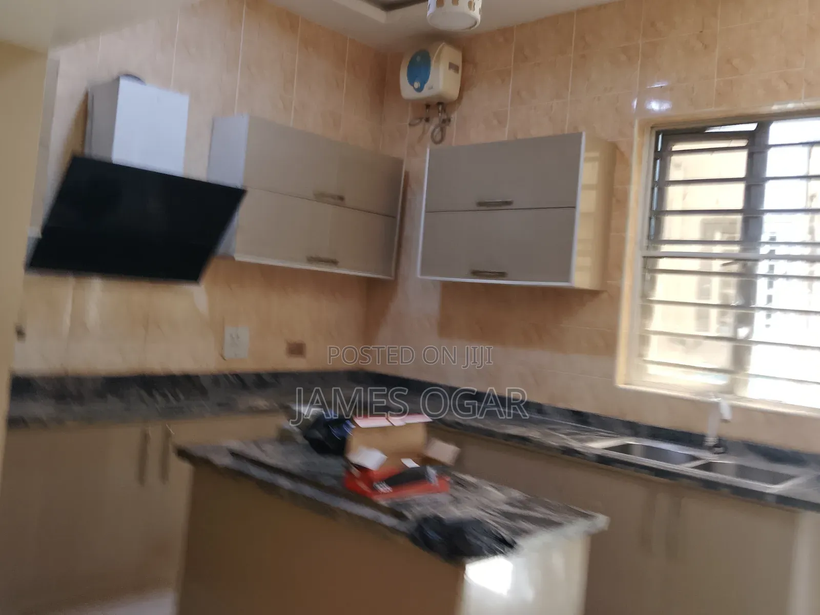 1bdrm Shared Apartment in Orchid Road, Lekki Expressway for rent in Lekki Expressway