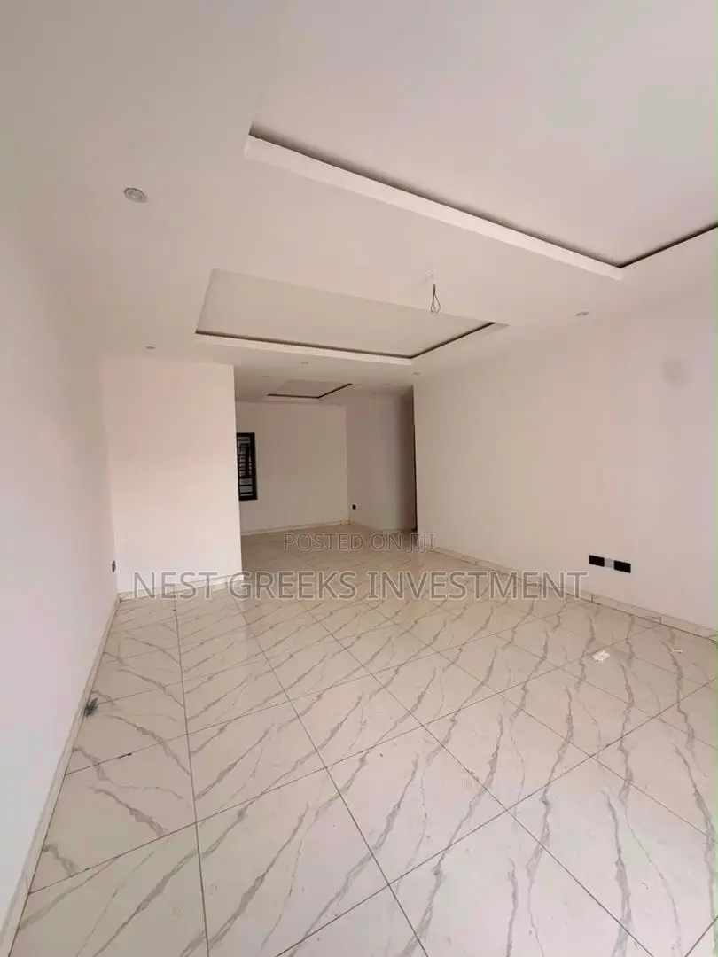 3bdrm Apartment in Gbagada for sale in Gbagada