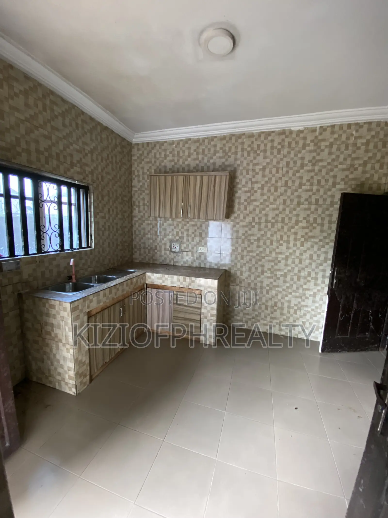 2bdrm Block of Flats in Mandela Estate Sars, Obio-Akpor for rent in Obio-Akpor