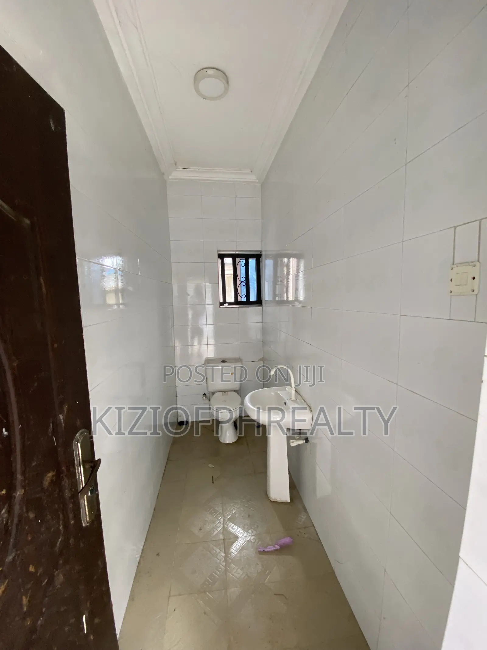 2bdrm Block of Flats in Mandela Estate Sars, Obio-Akpor for rent in Obio-Akpor