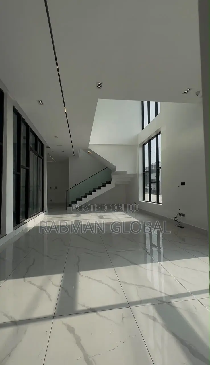 Furnished 5bdrm Duplex in Megamound Estate, Lekki Phase 1 for sale in Lekki Phase 1
