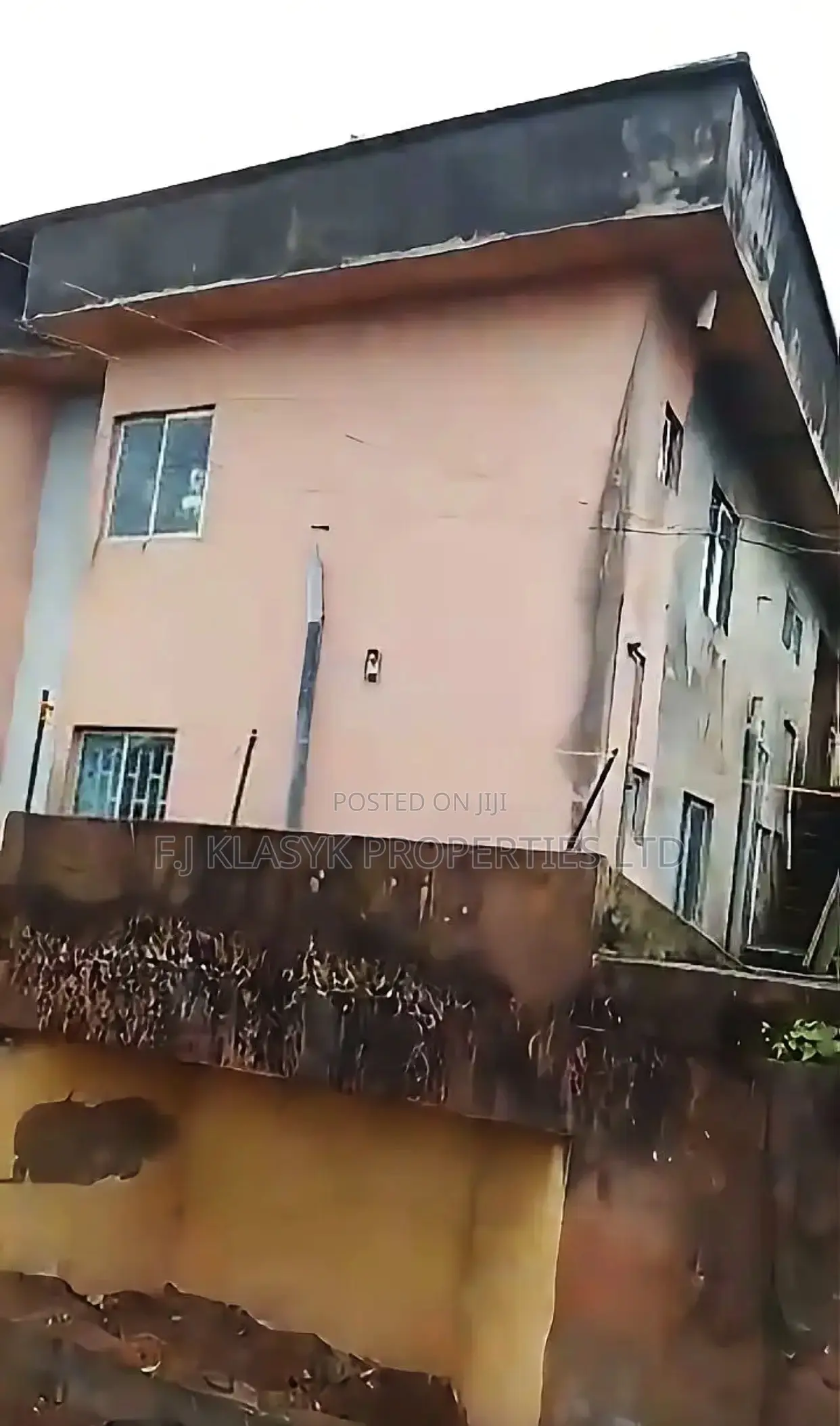 4bdrm Block of Flats in Benin City for sale in Benin City